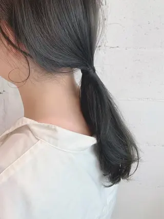 セミロング カラー mayu🤍 透明感カラーのヘアスタイル