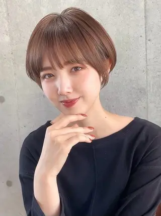 ショート 韓国レイヤー/ ショート Eightのヘアスタイル