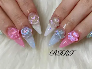 ネイル riri オーナーのネイルデザイン