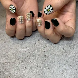 ネイル Natsuko 🪼のネイルデザイン