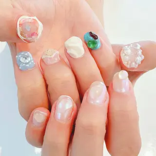 ネイル Atelier Peniculusのネイルデザイン