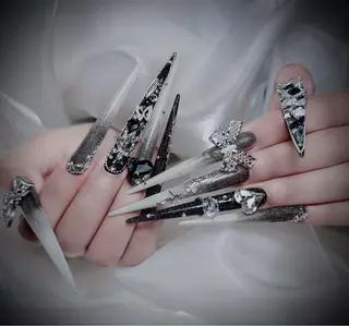 ネイル Lenie Nail Salonのネイルデザイン
