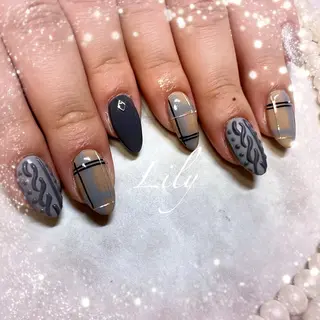 ネイル Lily*nail 🌻Mii🌻のネイルデザイン