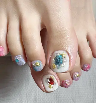 ネイル 新山 聖のネイルデザイン