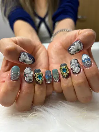 ネイル Nailsalon Ｒ《喜多見3分》のネイルデザイン