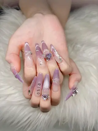 ネイル Lee Nailsのネイルデザイン