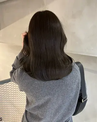 ミディアム カラー 透明感カラー🫧 nanohaのヘアスタイル