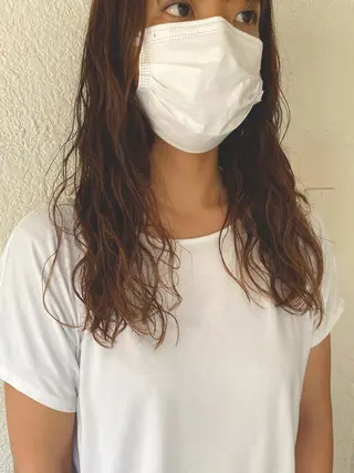 ロング パーマ 小川 美奈のヘアスタイル