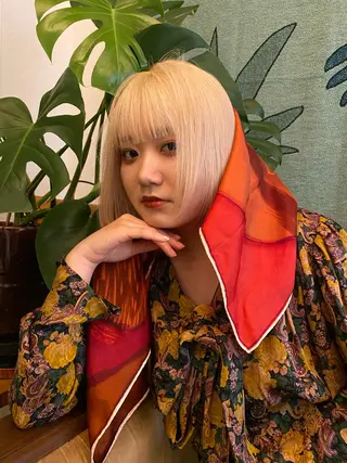 ミディアム カラー ダウンパーマ 【sity.ザイク】のヘアスタイル