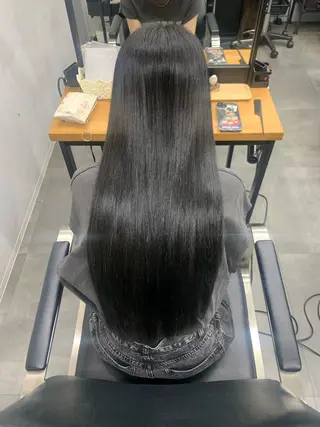 ロング 抜け感ダブルカラー miyukiのヘアスタイル