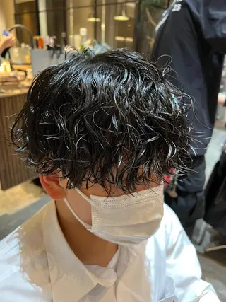 ショート パーマ メンズ 波巻きスパイラルパー マ/シャドウパーマ駿のヘアスタイル