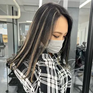 セミロング カラー シールエクステ特化 ハイトーン、NANAのヘアスタイル