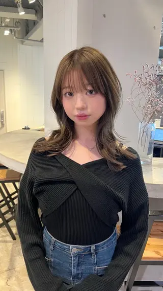 ミディアム 🎀ハイトーン特化/ 池袋/miyu🎀のヘアスタイル