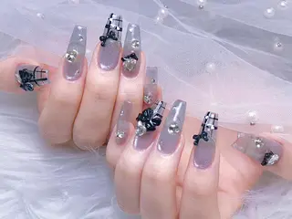 ネイル 💕hanabi 🩷のネイルデザイン