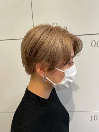 ショート カラー 小川 舜人のヘアスタイル