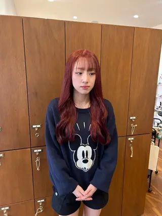 ロング カラー 廣瀬 美月のヘアスタイル