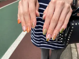 ネイル はばすみれ🎀ﾈｲﾙ 光ﾌｪｲｼｬﾙ ﾍｱのネイルデザイン