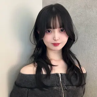 セミロング ハッシュカット🖤✨ 顔周り/韓国ヘアのヘアスタイル