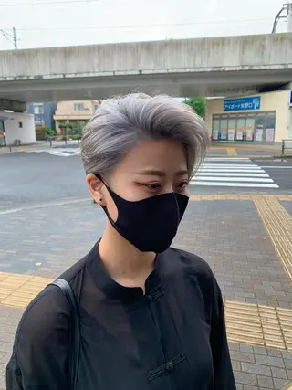 ショート カラー 菊地 旬のヘアスタイル