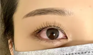 マツエク・マツパ アイブロウ Emiy BeautyLushのマツエク・マツパデザイン
