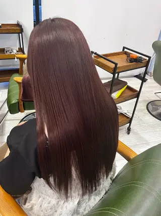 カラー 山名 璃湖のヘアスタイル