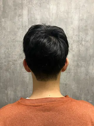 ショート メンズ SAKI SAKIのヘアスタイル