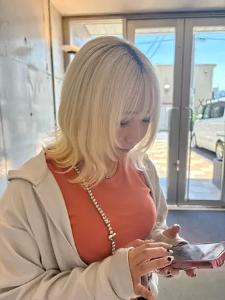 ミディアム 山田 梨乃のヘアスタイル