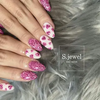 ネイル S. JEWELのネイルデザイン