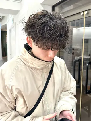 パーマ メンズ シャドウパーマ/ 波巻パーマYu-Kiのヘアスタイル