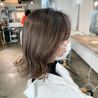 ミディアム カラー ✅ケアブリーチ✅ トヨオカ ノブヒデのヘアスタイル