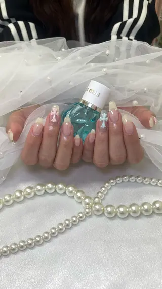 ネイル Sii nail🎀 Moekaのネイルデザイン