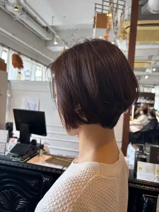 ショート トリコヘアサロン 新井千智のヘアスタイル