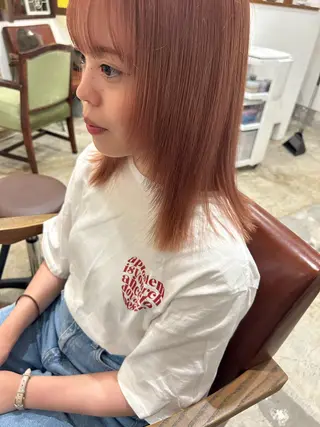 ミディアム レザーカット/ ミニボブ/しおりのヘアスタイル