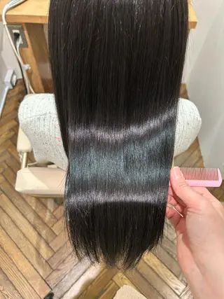 セミロング Minami .のヘアスタイル