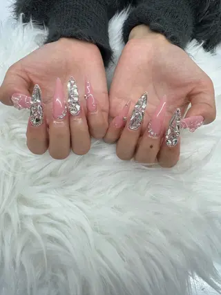 ネイル LuCie Nail所属・LuCie Nailのネイルデザイン