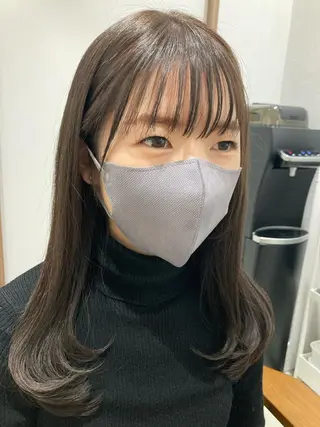 セミロング Larry🌼中下 美香のヘアスタイル