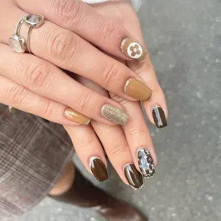 ネイル 吉村 優子のネイルデザイン