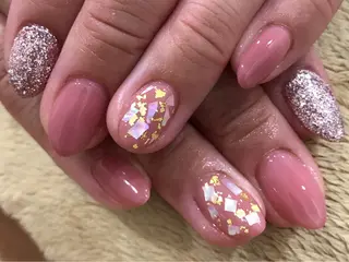 ネイル 中川 愛理のネイルデザイン