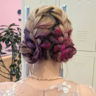 ロング ヘアアレンジ 彩桜/艶カラー/小顔 に見せるカット✂のヘアスタイル