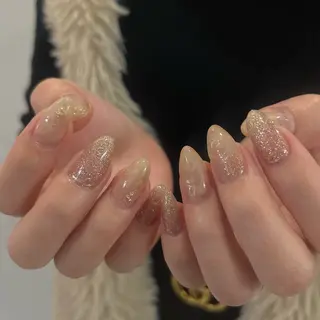 ネイル Ray. ちゅるん系ニュアンスのエステ・リラクイメージ