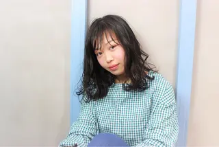 ミディアム 所渉/韓国レイヤー /ウルフカットのヘアスタイル