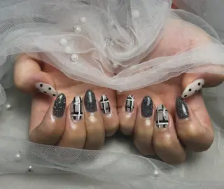 ネイル 佐藤 友里絵のネイルデザイン