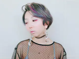 ショート カラー yukari 艶髪ヘアのヘアスタイル