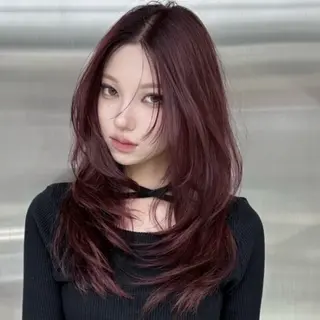 セミロング 横坂 菜々子のヘアスタイル