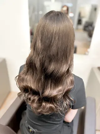 パーマ momo/レイヤー /デザインカラーのヘアスタイル