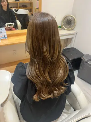 ロング カラー 🪞Unge チヒロ 女性限定のヘアスタイル