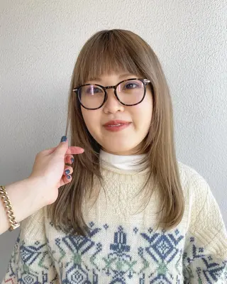 ミディアム カラー パーマ ヘアアレンジ メンズ キッズ ネイル マツエク・マツパ 🫧垢抜けヘア🫧 SHIORIのヘアスタイル