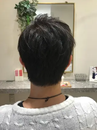ショート カラー メンズ 菅 由梨菜のヘアスタイル