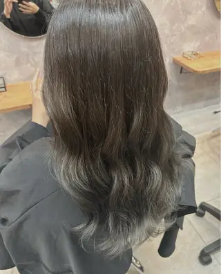 ロング カラー 🫧小峰 夕依のヘアスタイル
