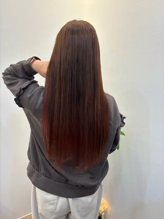 カラー ツノガイ エリのヘアスタイル